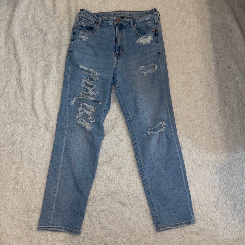 Womens Distressed Ripped High Waisted Denim Mom Jeans 6 American Eagle